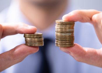 Servidores levam ao governo contraproposta de reajuste única. Veja