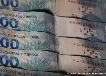 Lula sanciona LDO de 2025 com meta fiscal zero