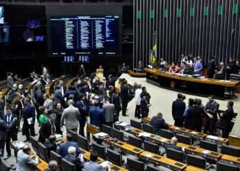 Congresso: comissão marca votação do Orçamento de 2025 para 11/3
